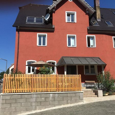 Ferienwohnung Rotes Haus شنايتاتش المظهر الخارجي الصورة
